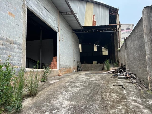 Galpão / Barracão com 1500m², à venda, no bairro Ipês (Polvilho) em Cajamar
