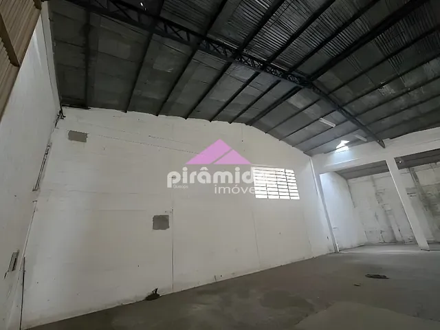 Galpão / Barracão com 1000m², à venda ou para alugar, no bairro Jardim Satélite em São José dos Campos