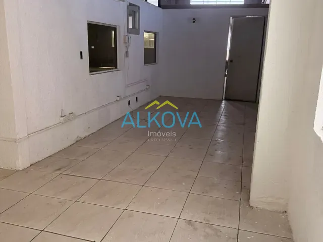 Galpão / Barracão com 1250m², para alugar, no bairro Jardim Motorama em São José dos Campos