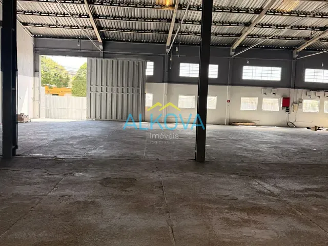Galpão / Barracão com 1250m², para alugar, no bairro Jardim Motorama em São José dos Campos