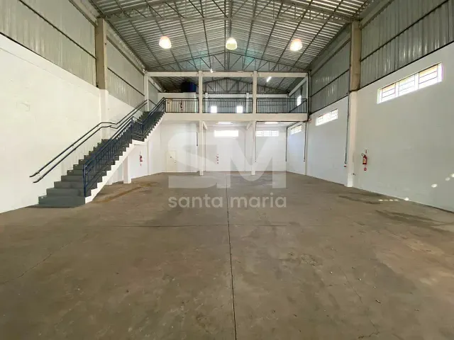 Galpão / Barracão para alugar, no bairro Belvedere em Chapecó