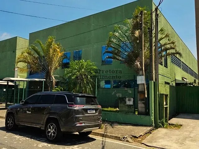 Galpão / Barracão com 1000m², à venda, no bairro Jardim California em Jacareí