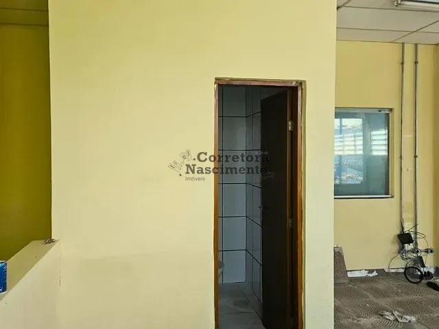 Galpão / Barracão com 1000m², à venda, no bairro Jardim California em Jacareí