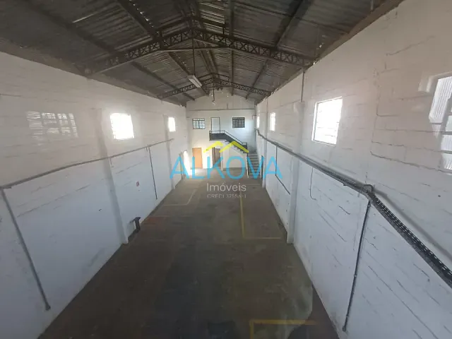 Galpão / Barracão com 500m², para alugar, no bairro Chácaras Reunidas em São José dos Campos