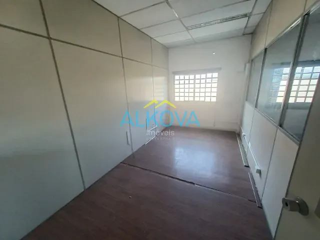 Galpão / Barracão com 500m², para alugar, no bairro Chácaras Reunidas em São José dos Campos