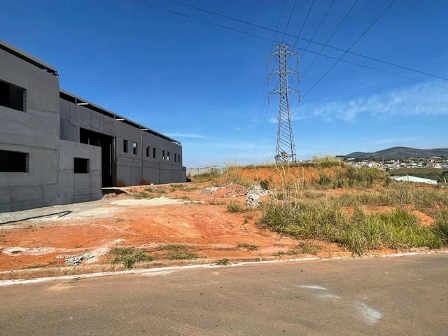 Foto do Galpão / Barracão - Ótimo Galpão Comercial ou Industrial à venda em Bom Jesus dos Perdões!! | Lopes&Paolillo Consultoria de Imóveis