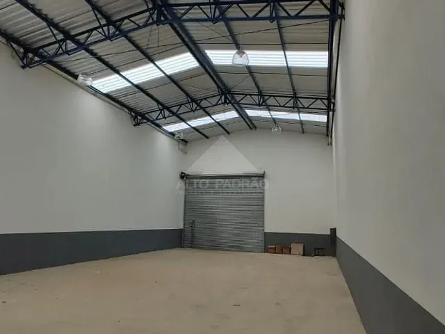 Galpão / Barracão com 280m², para alugar, no bairro Jardim Sônia Maria em Mauá