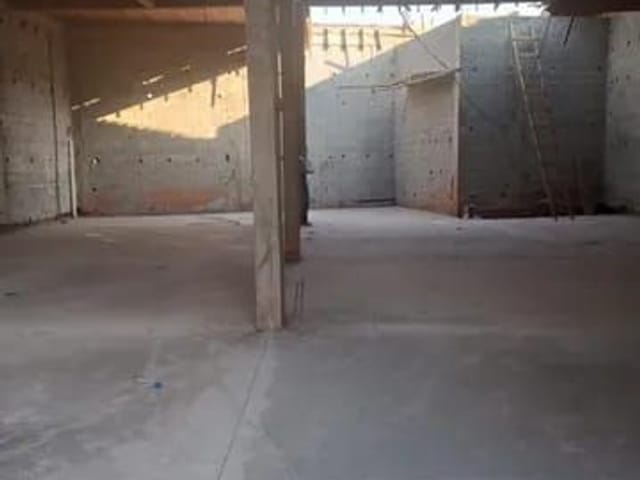 Galpão / Barracão com 246m², para alugar, no bairro Jardim Planalto em Carapicuíba