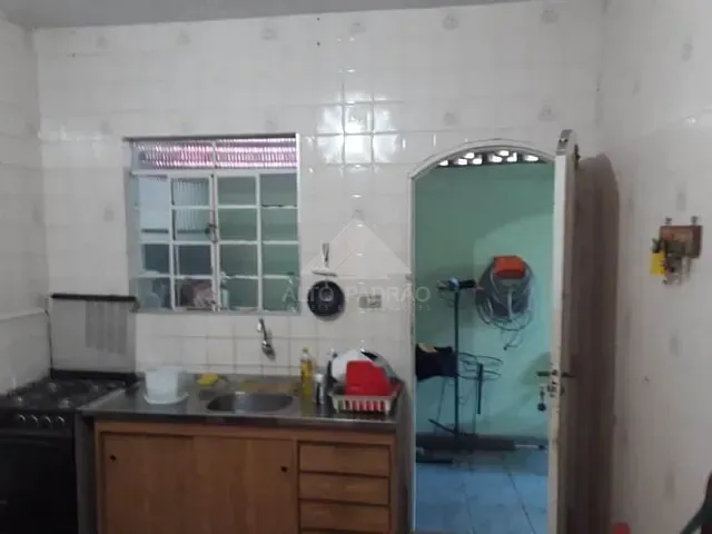 Galpão / Barracão com 179m², à venda, no bairro Jardim São Judas em Mauá
