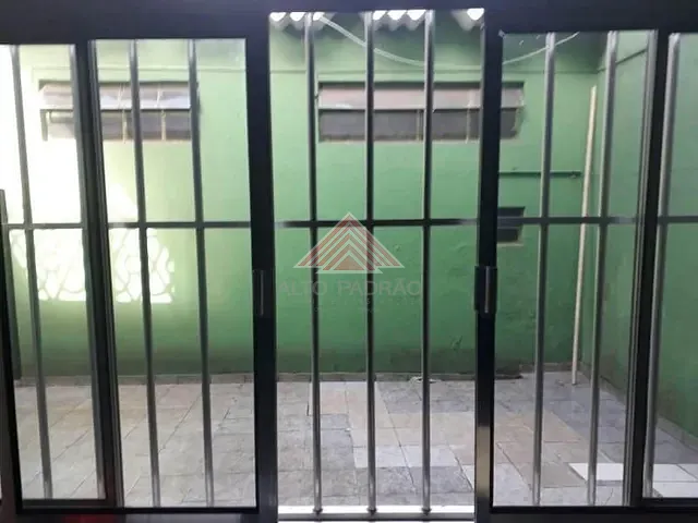 Galpão / Barracão com 179m², à venda, no bairro Jardim São Judas em Mauá
