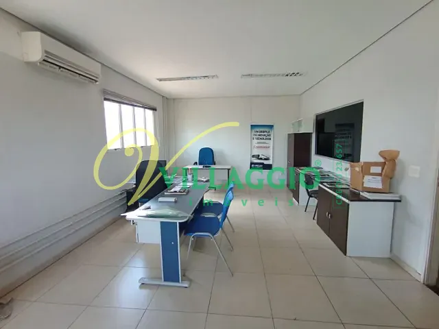 Galpão / Barracão com 2000m², para alugar, no bairro Jardim São Marco em São José do Rio Preto