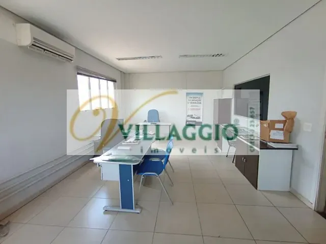 Galpão / Barracão com 2000m², para alugar, no bairro Jardim São Marco em São José do Rio Preto