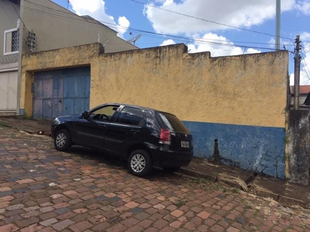 Foto do Galpão / Barracão - Galpão, 186 m² - venda por R$ 140.000,00 ou aluguel por R$ 750,00/mês - Vila Frei Eugênio - Uberaba/MG | ZUCATO IMOBILIARIA LTDA