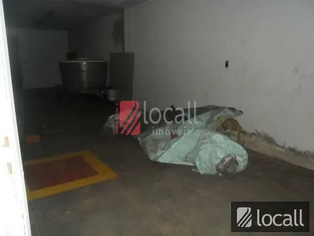 Galpão / Depósito / Armazém  à venda, 1400m² — foto 10 de 11