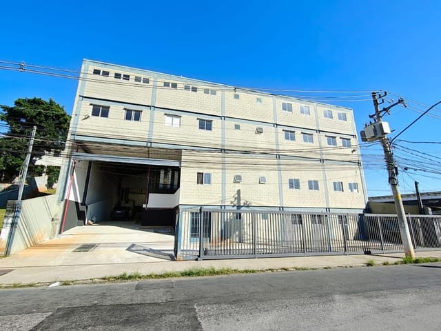 Galpão / Barracão com 1359m², para alugar, no bairro Paraíso (Polvilho) em Cajamar