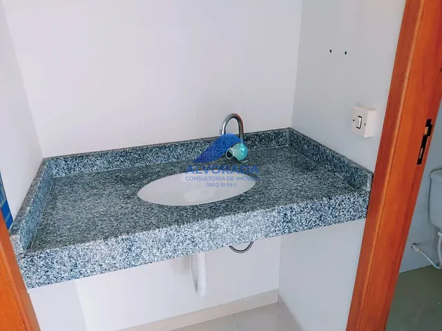 Galpão / Barracão com 1050m², para alugar, no bairro Eldorado em São José dos Campos