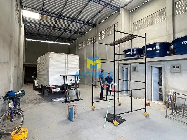 Galpão / Barracão com 210m², para alugar, no bairro Prazeres em Jaboatão dos Guararapes
