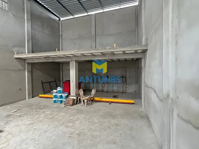 Galpão / Barracão com 210m², para alugar, no bairro Prazeres em Jaboatão dos Guararapes