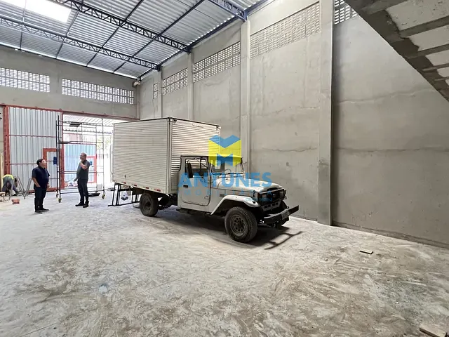 Galpão / Barracão com 210m², para alugar, no bairro Prazeres em Jaboatão dos Guararapes