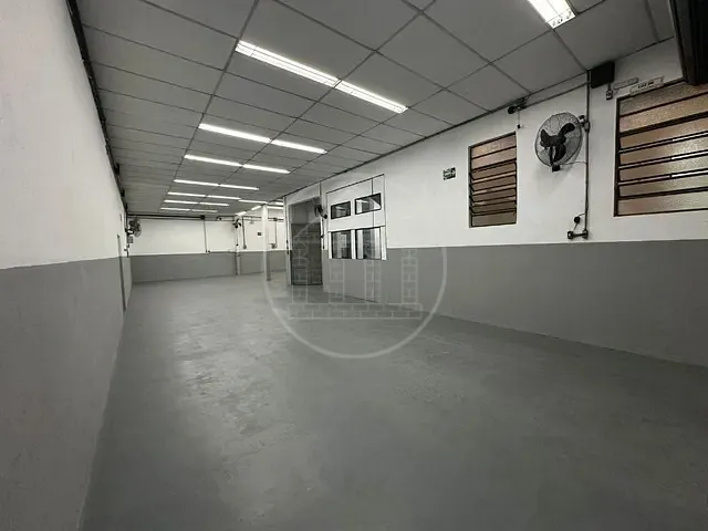 Galpão / Barracão com 550m², à venda ou para alugar, no bairro Terceira Divisão de Interlagos em São Paulo