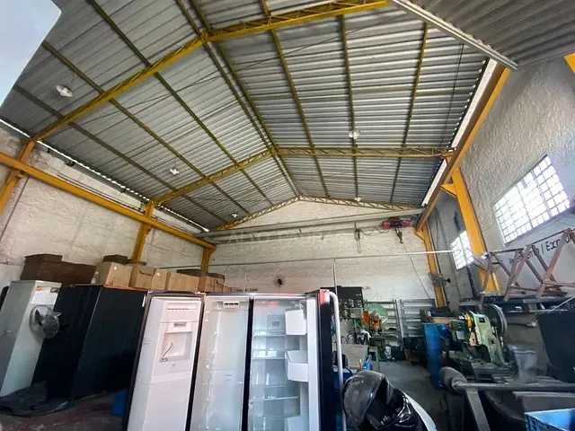 Galpão / Barracão com 287m², à venda, no bairro Vila Carlina em Mauá