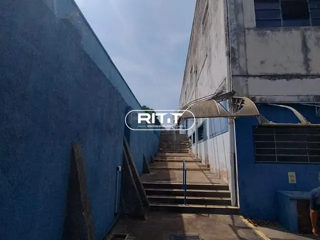 Galpão / Barracão com 5980m², para alugar, no bairro Mansões Santo Antônio em Campinas