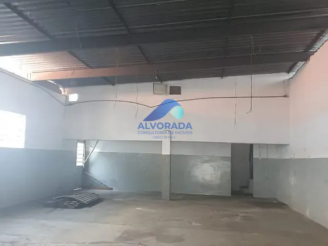 Galpão / Barracão com 250m², à venda ou para alugar, no bairro Vila Betânia em São José dos Campos