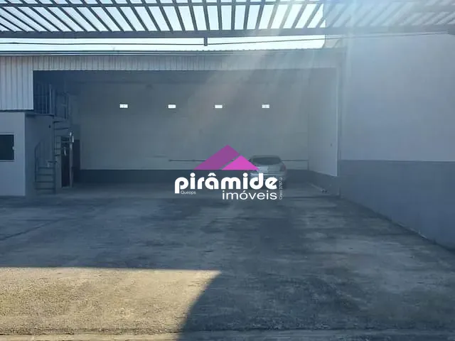 Galpão / Barracão com 300m², à venda ou para alugar, no bairro Vila Menino Jesus em Caçapava