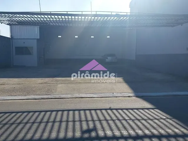 Galpão / Barracão com 300m², à venda ou para alugar, no bairro Vila Menino Jesus em Caçapava
