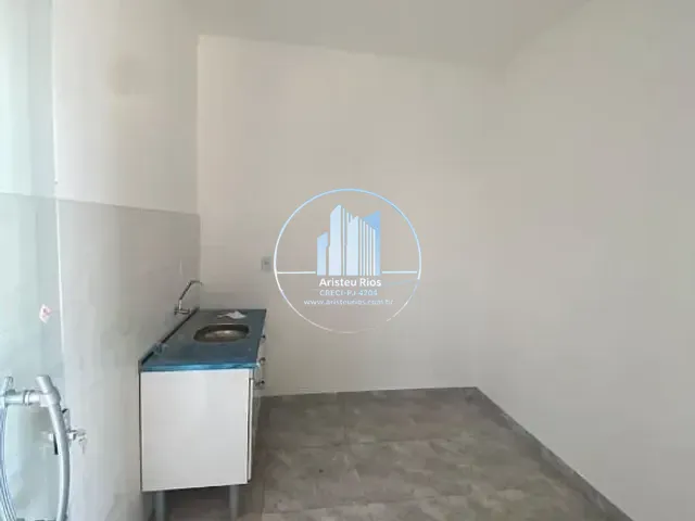 Galpão / Barracão com 208m², à venda, no bairro Vila Verde em Pouso Alegre