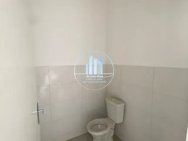 Galpão / Barracão com 208m², à venda, no bairro Vila Verde em Pouso Alegre