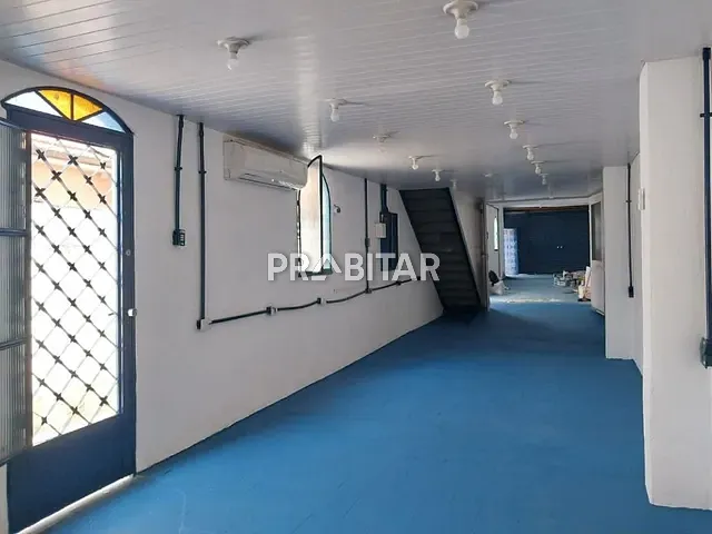 Galpão / Barracão com 195m², à venda, no bairro Vila Anastácio em São Paulo