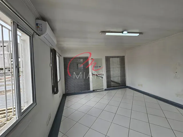 Galpão / Barracão para alugar, no bairro Jardim São Jorge (Raposo Tavares) em São Paulo