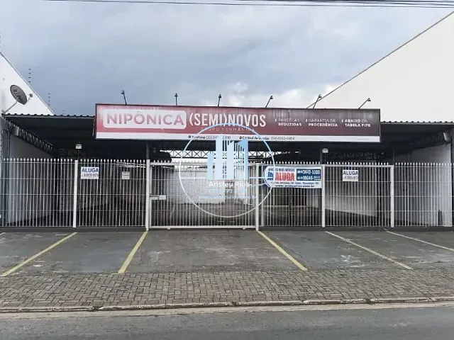 Galpão / Barracão com 1000m², para alugar, no bairro Fátima II em Pouso Alegre