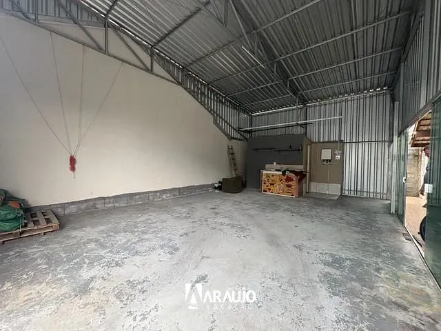 Galpão / Barracão para alugar, no bairro Meia Praia em Navegantes
