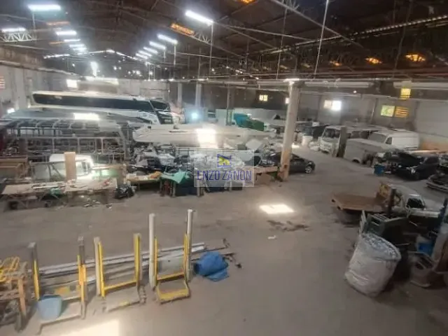 Galpão / Barracão com 5000m², para alugar, no bairro Parque Bristol em São Paulo