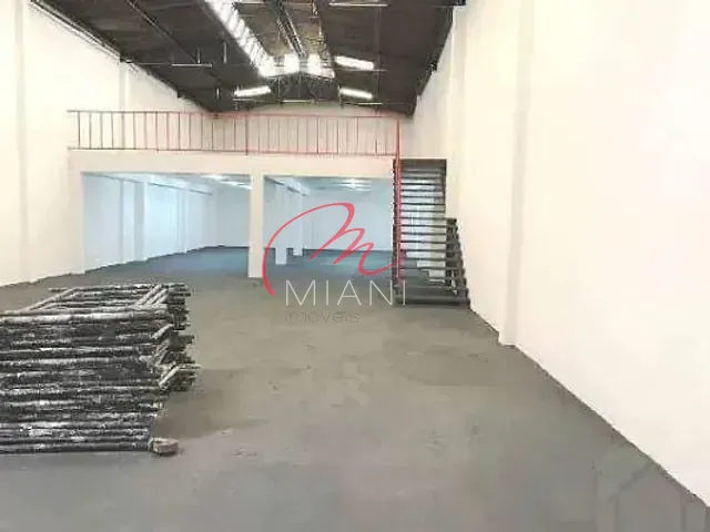 Galpão / Barracão com 750m², para alugar, no bairro Vila Polopoli em São Paulo