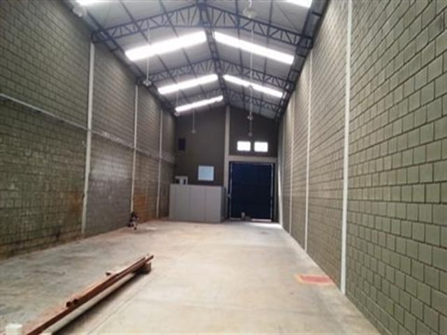 Foto do Galpão / Barracão - Galpão Industrial para locação, Jardim Sorocabano, Sorocaba - GA0132. | Ary Proenca Negócios Imobiliários Ltda