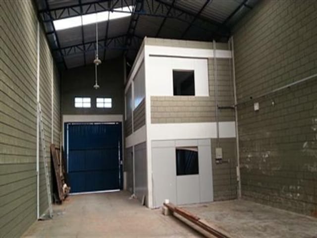 Foto do Galpão / Barracão - Galpão Industrial para locação, Jardim Sorocabano, Sorocaba - GA0132. | Ary Proenca Negócios Imobiliários Ltda