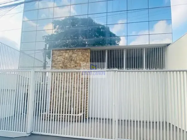 Galpão / Barracão com 800m², à venda, no bairro Vila Sacadura Cabral em Santo André
