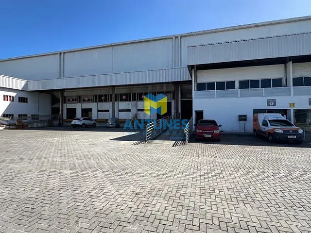 Galpão / Barracão com 1002m², para alugar, no bairro Prazeres em Jaboatão dos Guararapes
