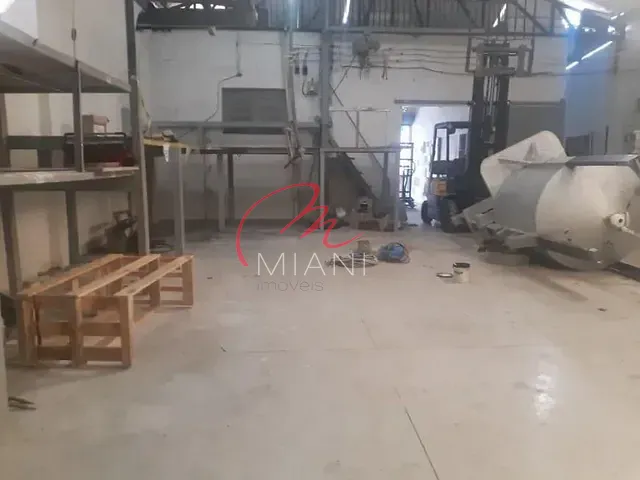 Galpão / Barracão para alugar, no bairro Jardim São Jorge (Raposo Tavares) em São Paulo