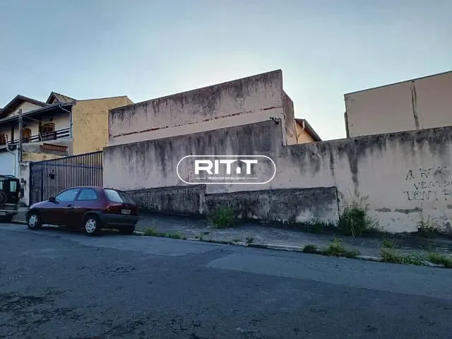 Galpão / Barracão com 1700m², para alugar, no bairro Jardim Nova Europa em Campinas