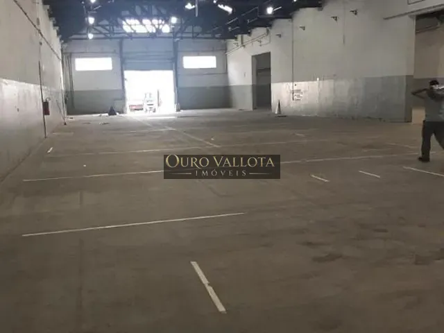 Galpão / Barracão com 3200m², para alugar, no bairro Parque da Mooca em São Paulo