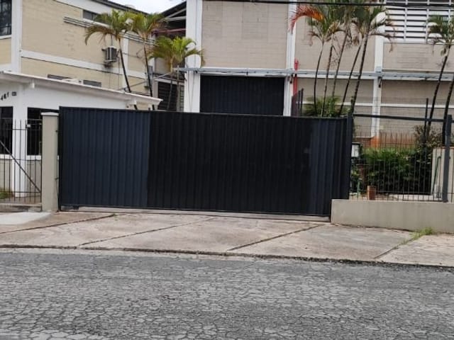 Galpão / Barracão com 1200m², à venda, no bairro Vila Jaraguá em São Paulo