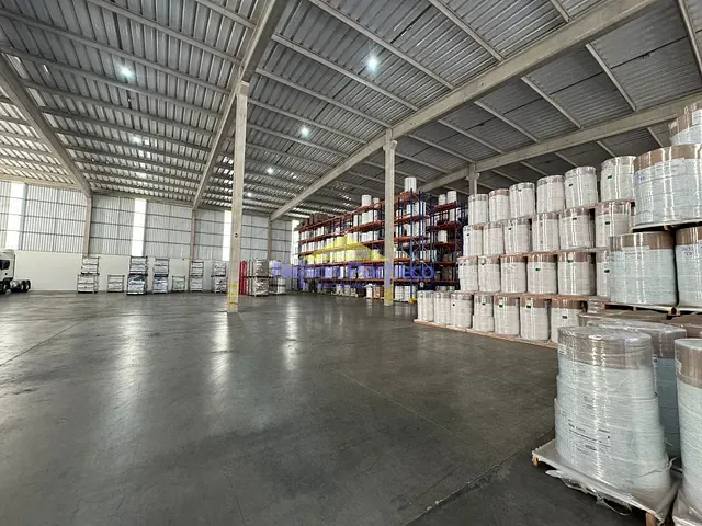 Galpão / Barracão com 7000m², para alugar, no bairro Distrito Industrial de Rafard Doutor Alcides Brunelli em Rafard