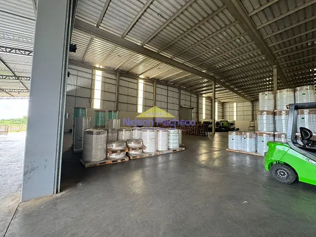 Galpão / Barracão com 7000m², para alugar, no bairro Distrito Industrial de Rafard Doutor Alcides Brunelli em Rafard