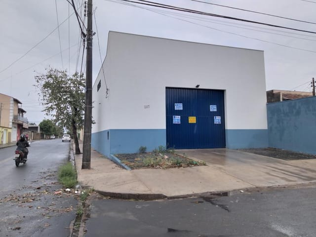 Foto do Galpão / Barracão - Galpão / Barracão para Locação 250M², Jardim América, Uberaba - MG | ZUCATO IMOBILIARIA LTDA