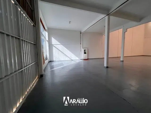 Galpão / Barracão para alugar, no bairro Vila Real em Balneário Camboriú