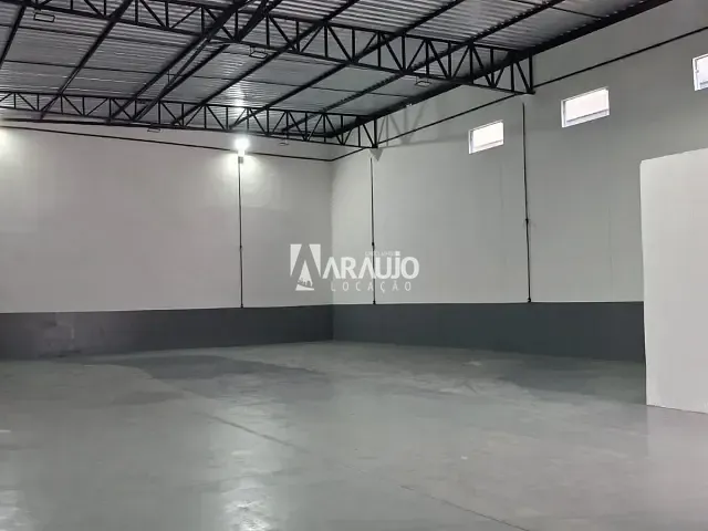Galpão / Barracão para alugar, no bairro Centro em Navegantes